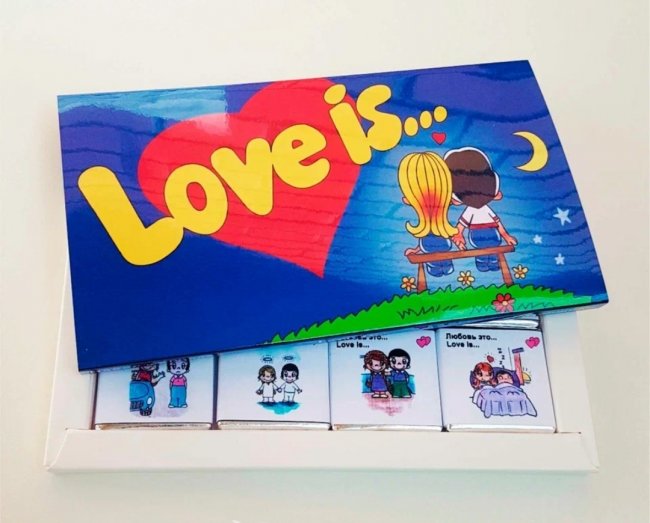 Фирменный шоколад "LOVE IS..." - салон «Букетная» в Тюмени