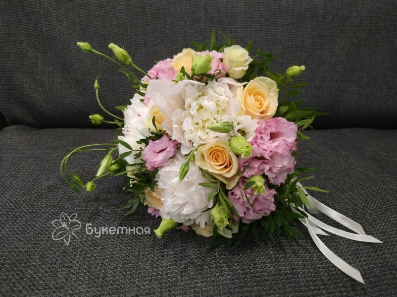 Букет &laquo;Незабываемый&raquo;