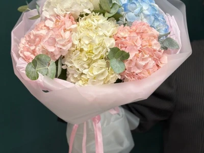 Букет  «Зефирные гортензии»