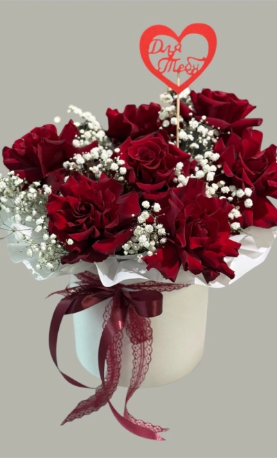 Композиция «Яркий роман»