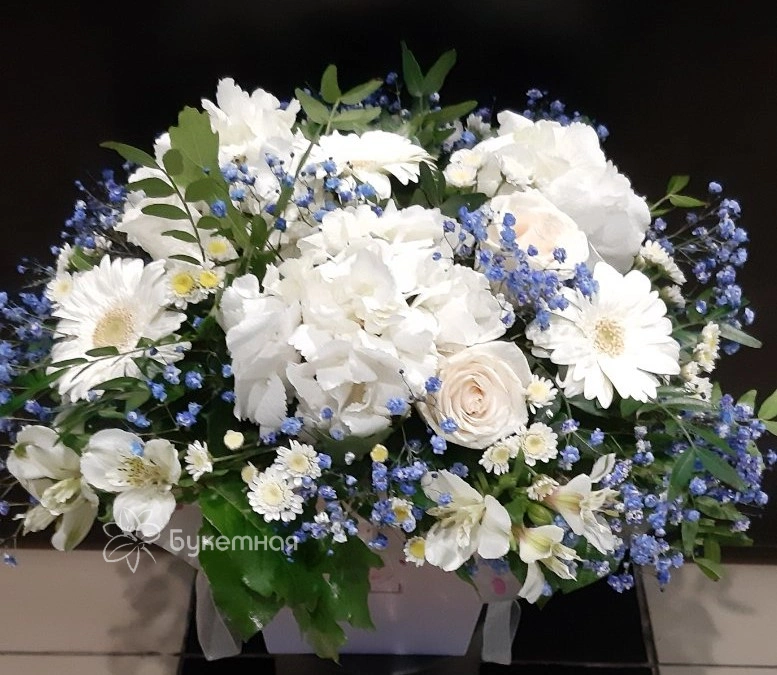 Композиция &laquo;Моей половинке&raquo;