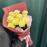 Букет &laquo;Мондиал 9 роз&raquo; 3