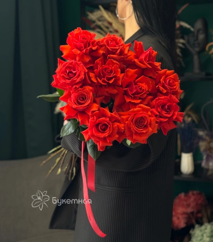 Букет &laquo;Нина 11 роз&raquo;