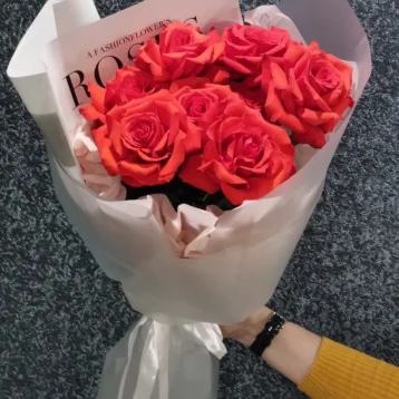 Букет «Нина 7 роз»