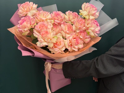 Букет «Эсперансе 15 роз»