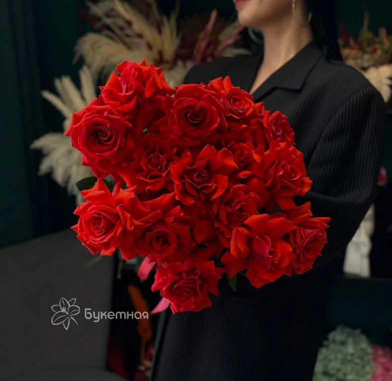 Букет моно &laquo;Нина 15 роз &raquo;