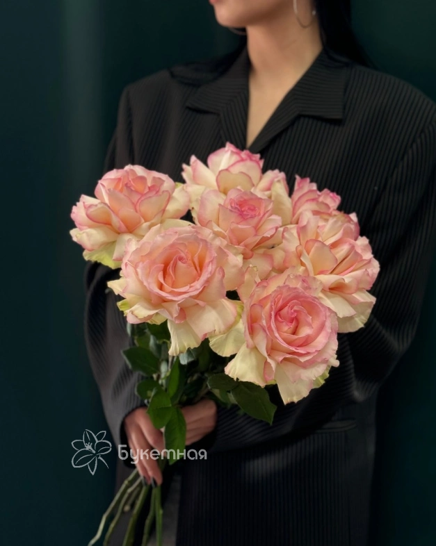 Моно букет &laquo;Эсперанса 7 шт&raquo;