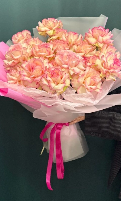 Букет «Эсперанс 25 роз»