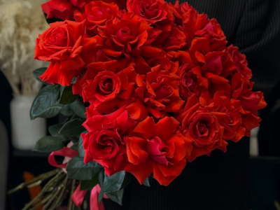 Моно букет «Нина 25 роз»