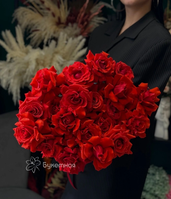 Моно букет &laquo;Нина 25 роз&raquo;