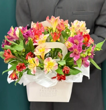 Яркая сумочка «Сказка»