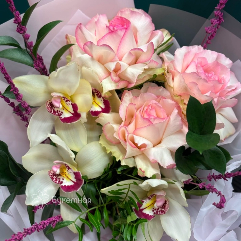 Букет цветов &laquo; Зара&raquo;