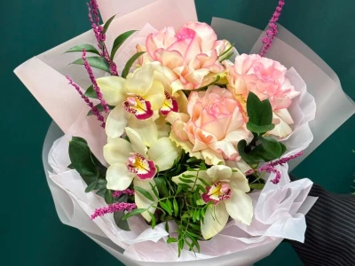 Букет цветов «Зарра»