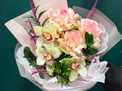 Букет цветов « Зара»