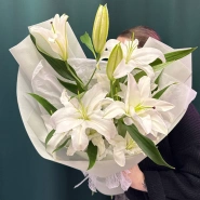 Букет &laquo;Лилии&raquo; 2