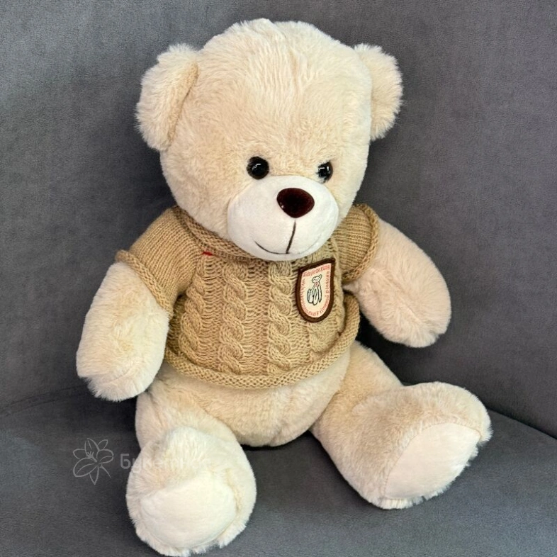 Игрушка &laquo;Мишка в кофточке&raquo;