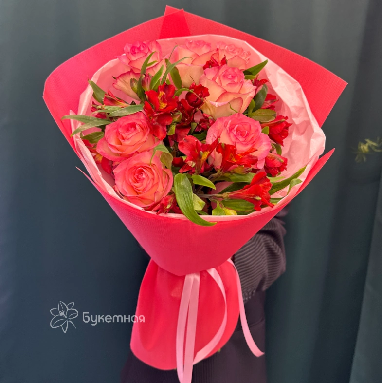 Букет &laquo; Сияющая любовь&raquo;