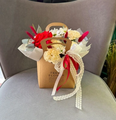 Композиция в сумочке «Луиза»