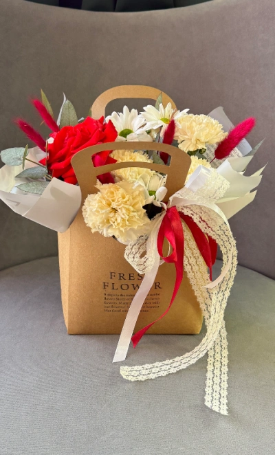 Композиция в сумочке «Луиза»