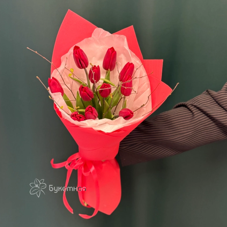 Букет &laquo; Красные тюльпаны 11 шт&raquo;