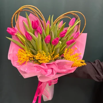 Букет «Сердечко весны»