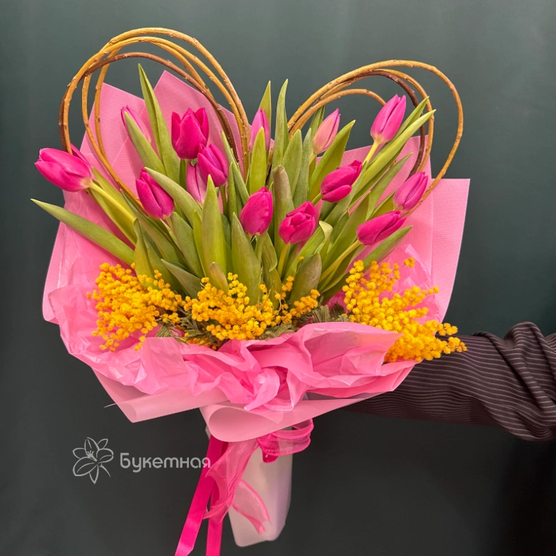 Букет &laquo;Сердечко весны&raquo;