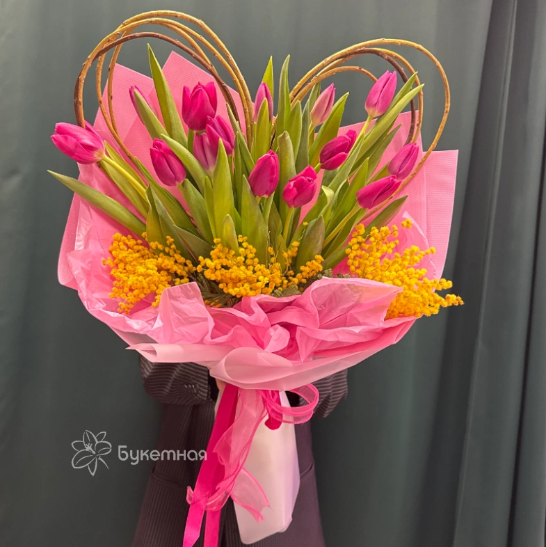Букет &laquo;Сердечко весны&raquo;
