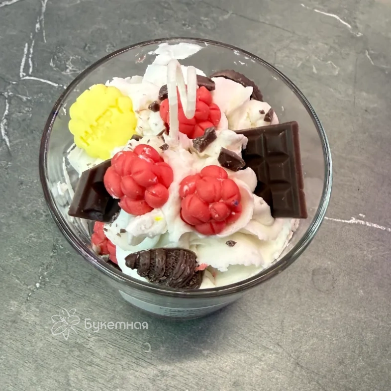 Свеча &laquo;Малиновый пирог&raquo;