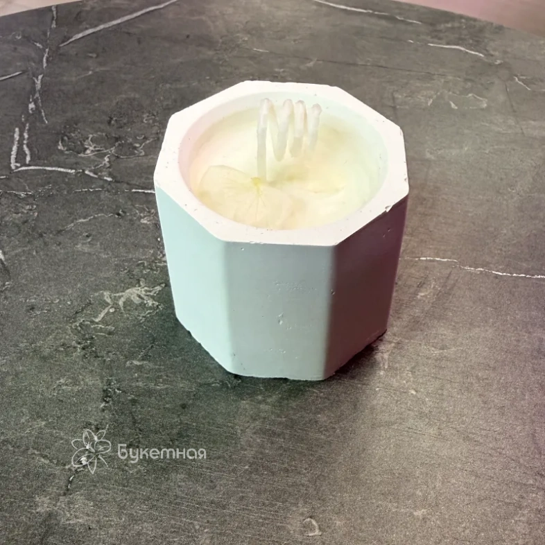 Свеча ароматическая &laquo;Малиновый пирог&raquo;