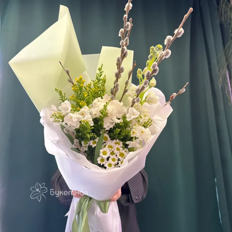 Букет &laquo;Верба и нарцисс&raquo;