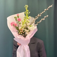 Букет &laquo;Верба и маттиола&raquo; 1